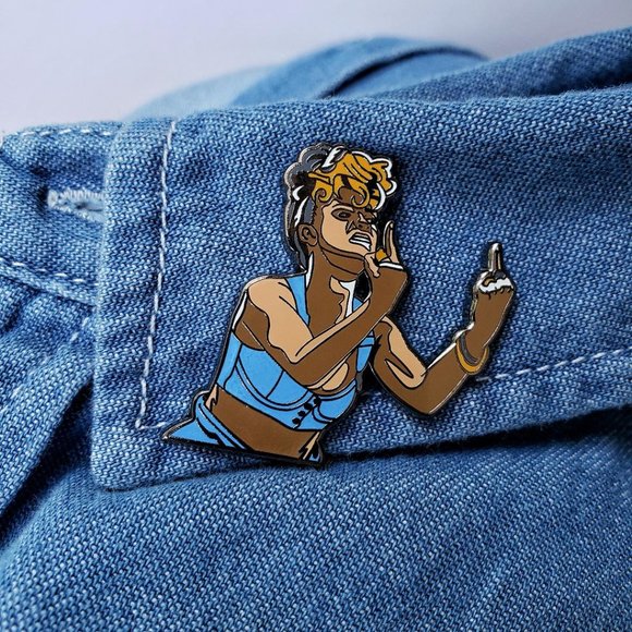 RIHANNA ENAMEL PIN - Picture 2 of 3